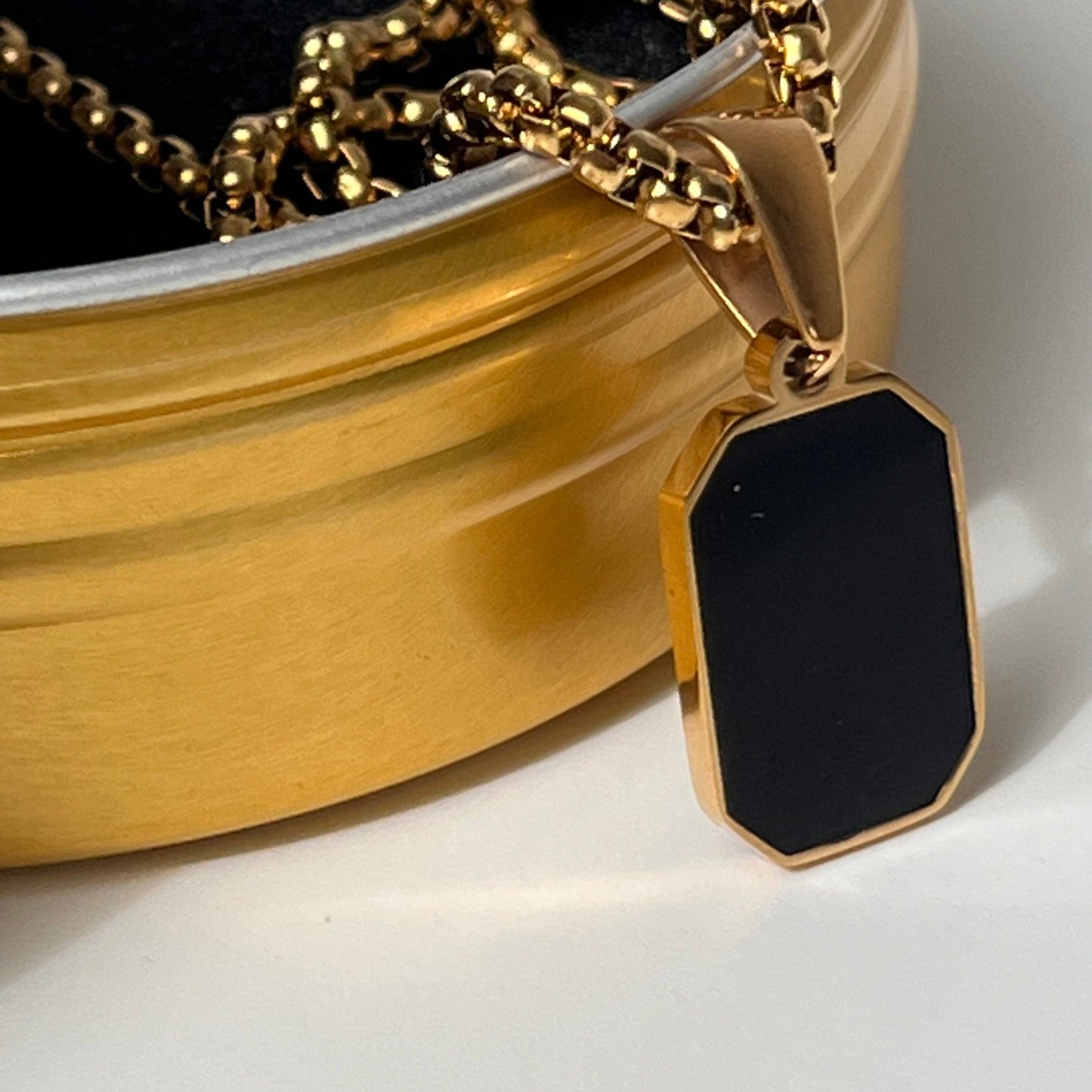 London Necklace - Gold