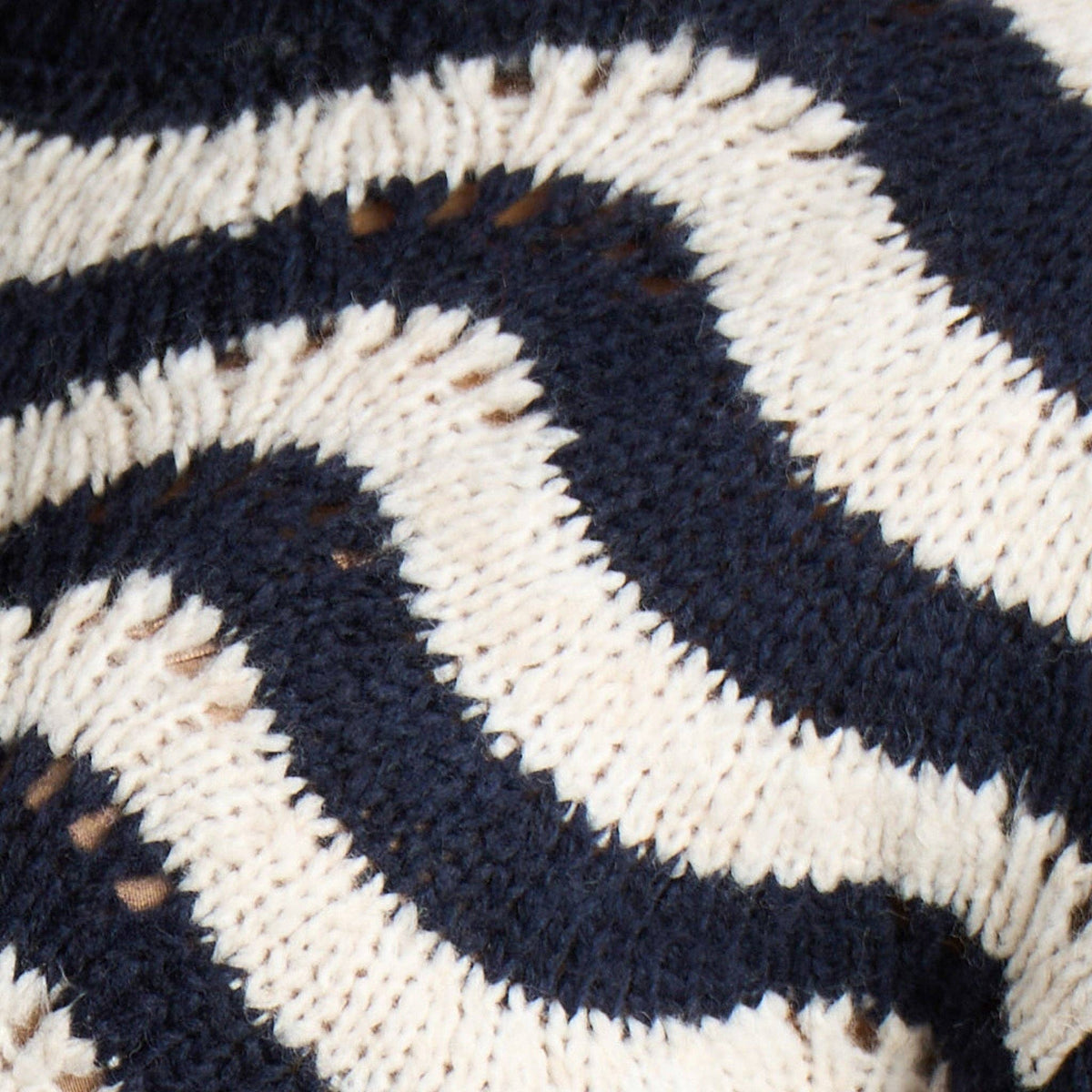 Wave Stripe Scalloped Italian Wool Blend Jumper in Cream/Navy Blue - One-size (UK 8-18)