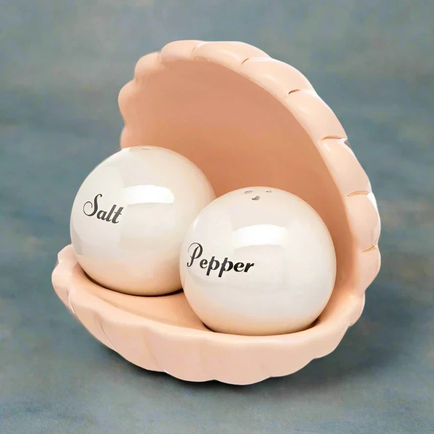 Yvonne Ellen - Shell Salt & Pepper Set