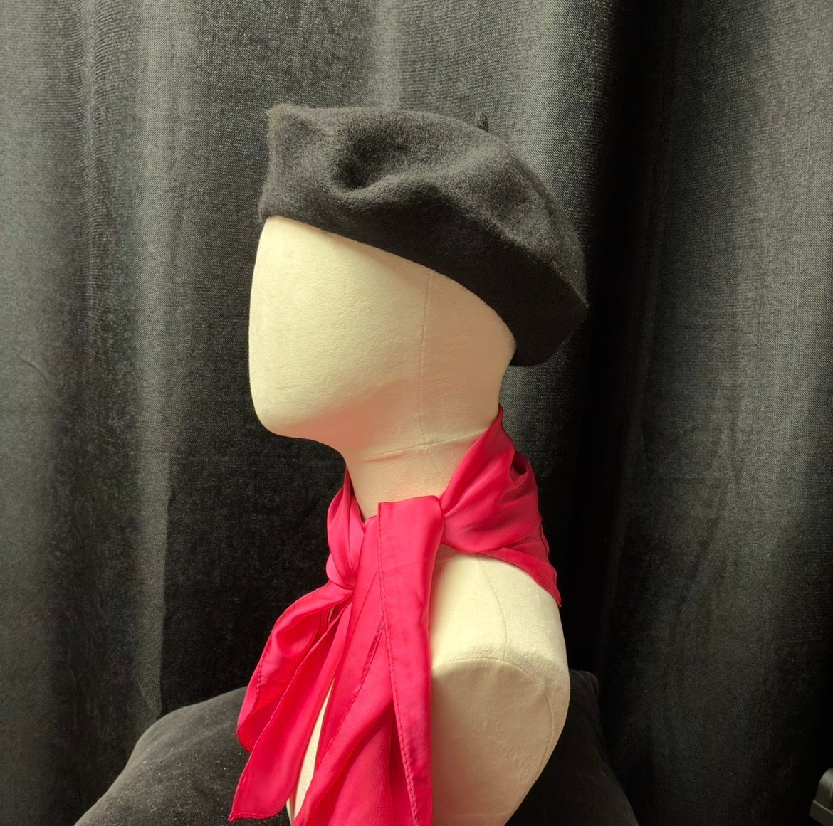 Black Flamingo - Berets Collection