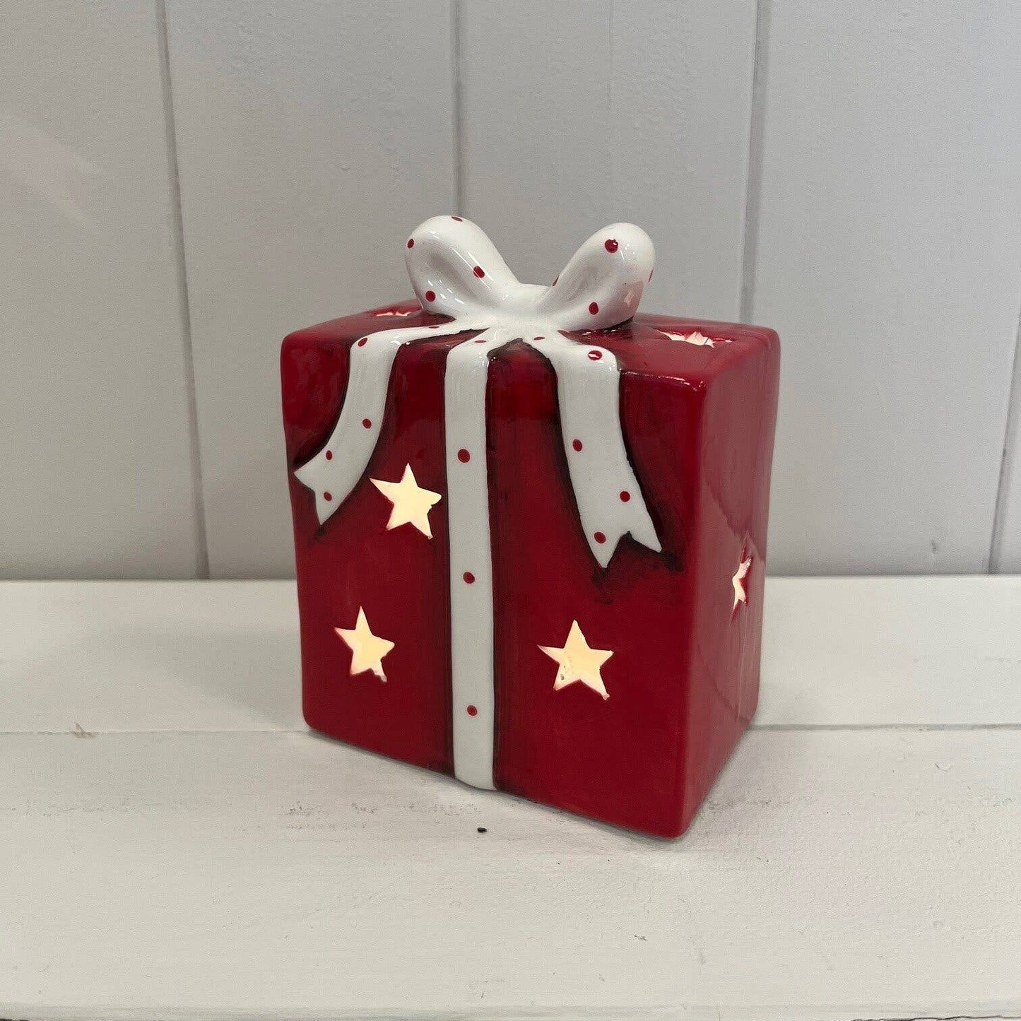 Red/White Ceramic Present With Led