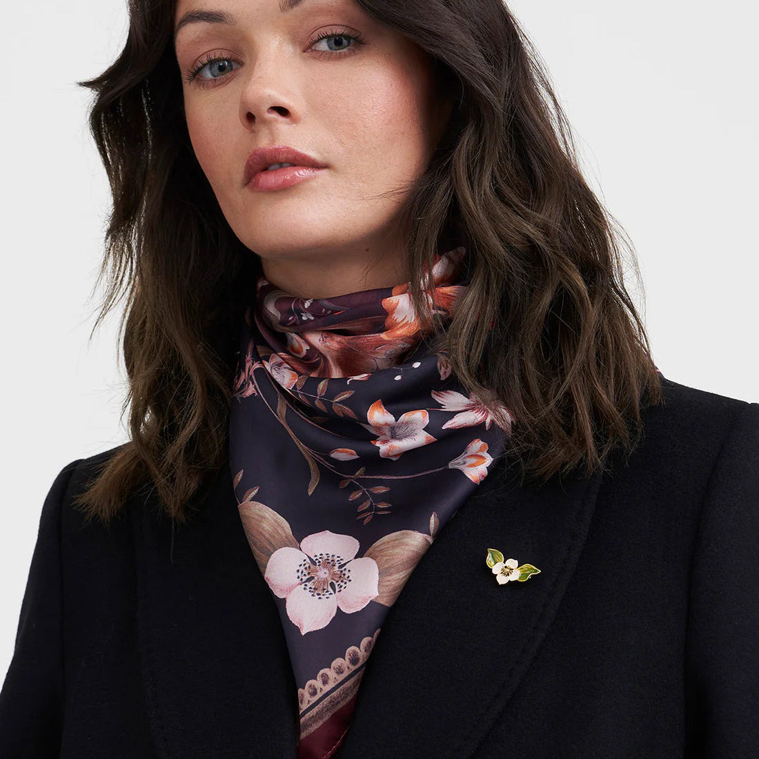 Fable - Poppy Anemone Brooch - Gold