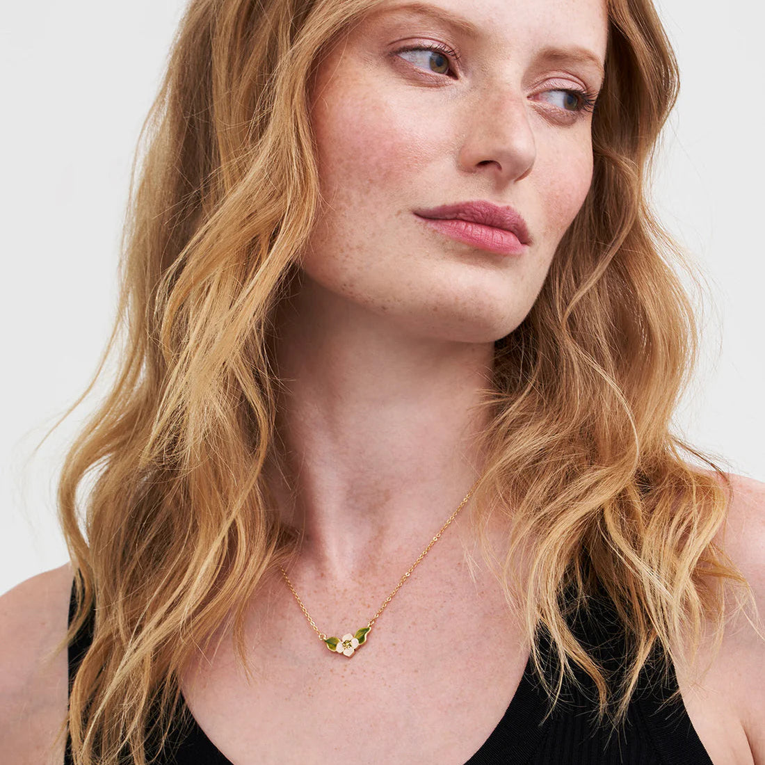 Fable - Poppy Anemone Necklace - Gold