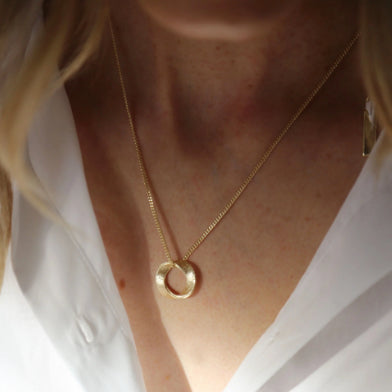 Beech Necklace in Gold - Tutti & Co.