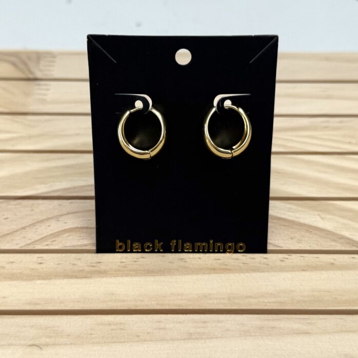 Black Flamingo - Beau Huggie