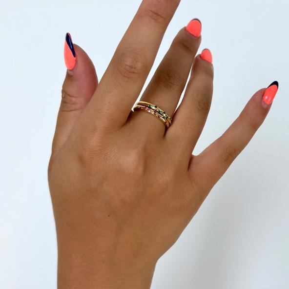 Black Flamingo - Emerald Green Rhinestone Ring