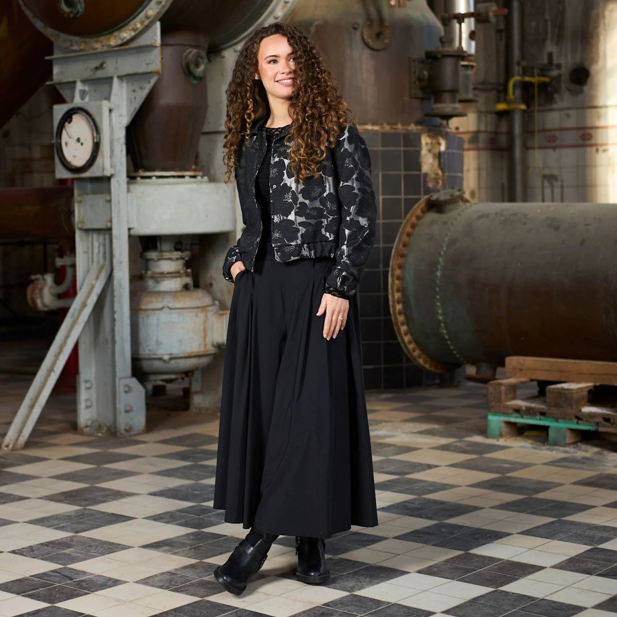 Black Colour - Davina Split Skirt - Black