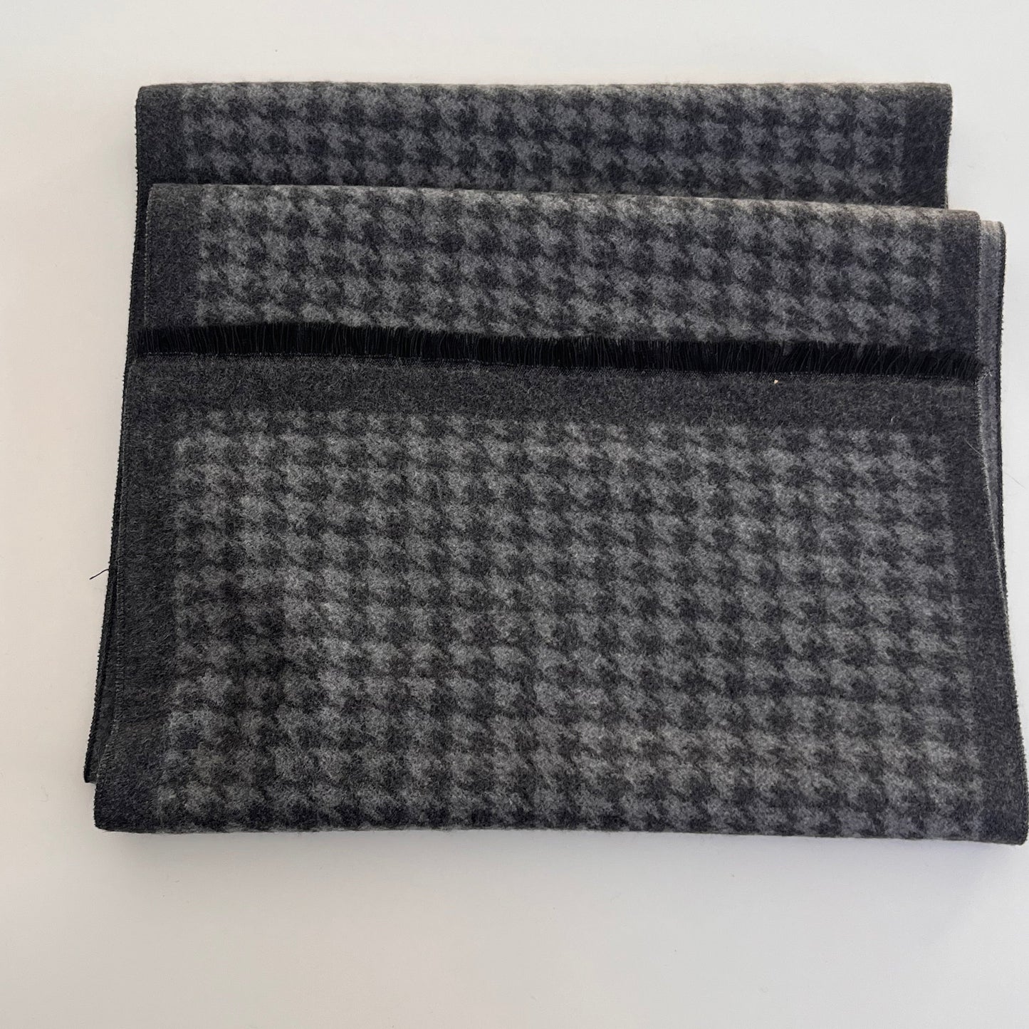 The Quiet Thread Collection - Ashcroft - Grey