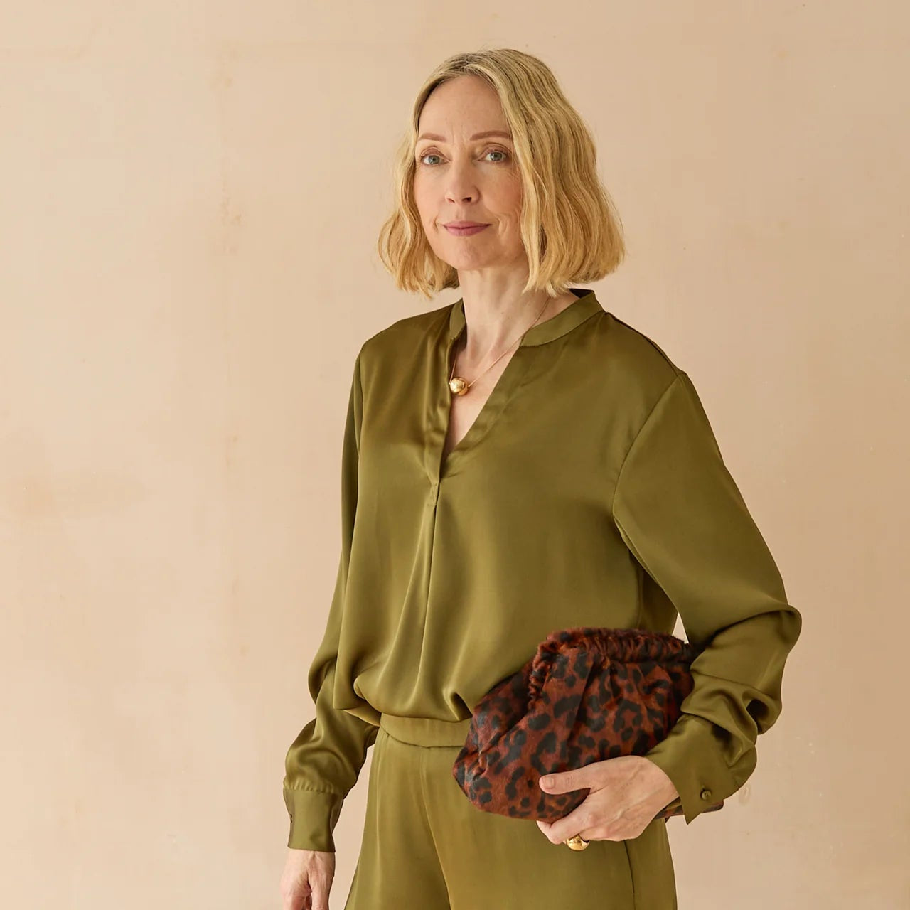 Chalk avocado josie shirt one size