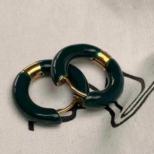 Black Flamingo - Ennie Hoops - Green