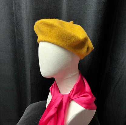 Black Flamingo - Berets Collection