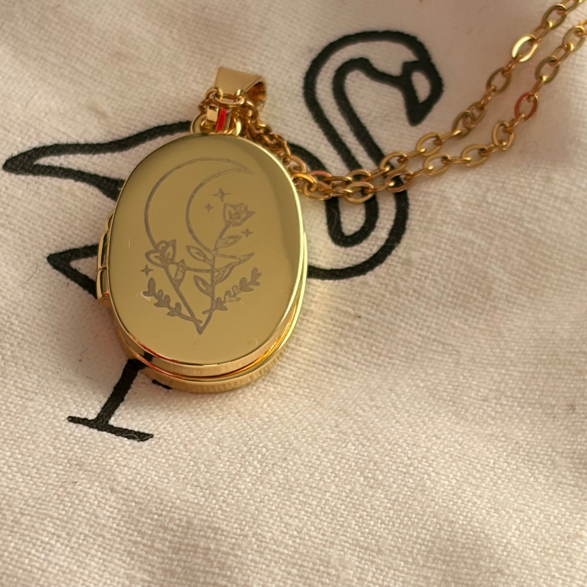 Black Flamingo - Flora Locket