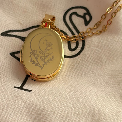 Black Flamingo - Flora Locket