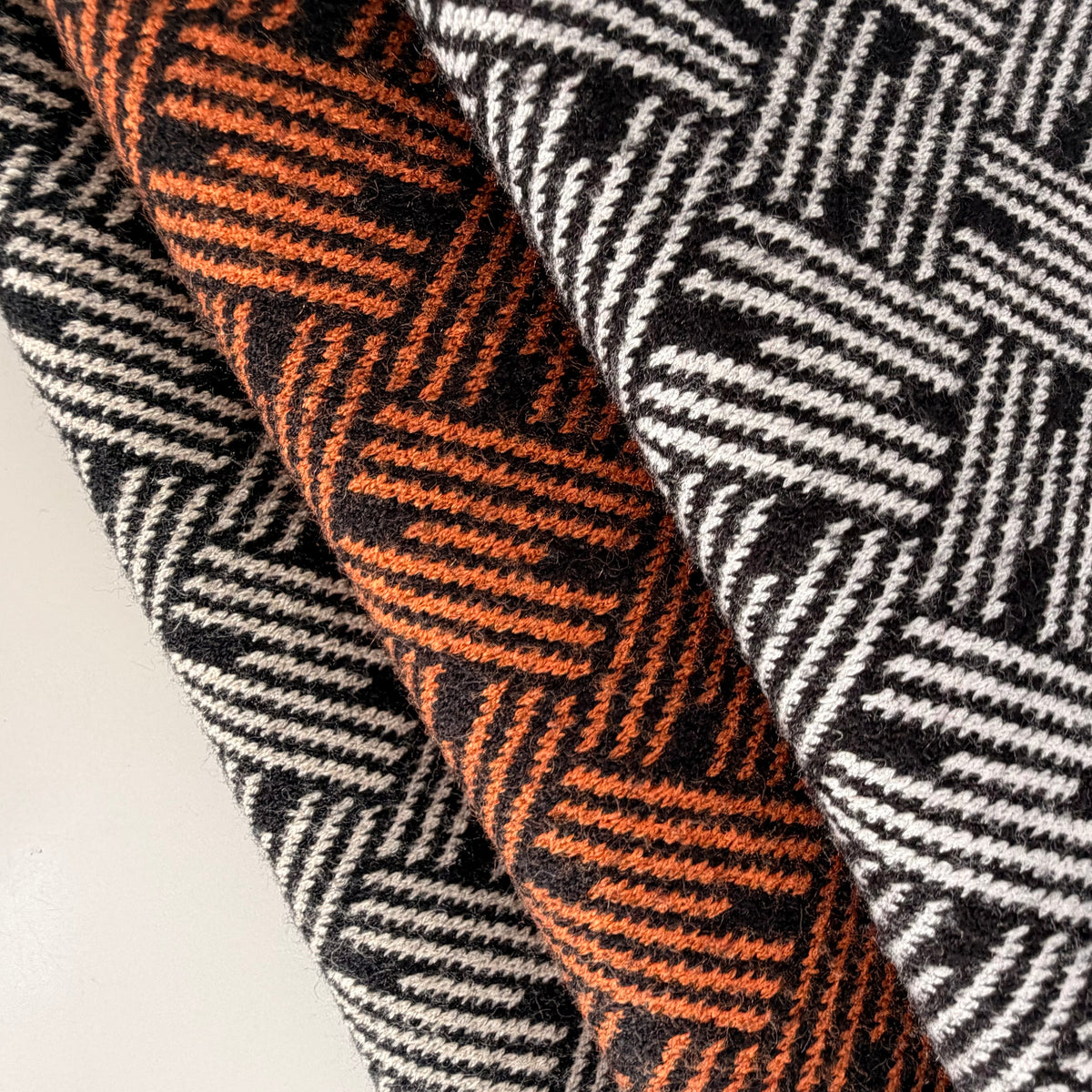 Sons Limited - Men's Plaid Knit Scarves - Marriott - Black/Coffee