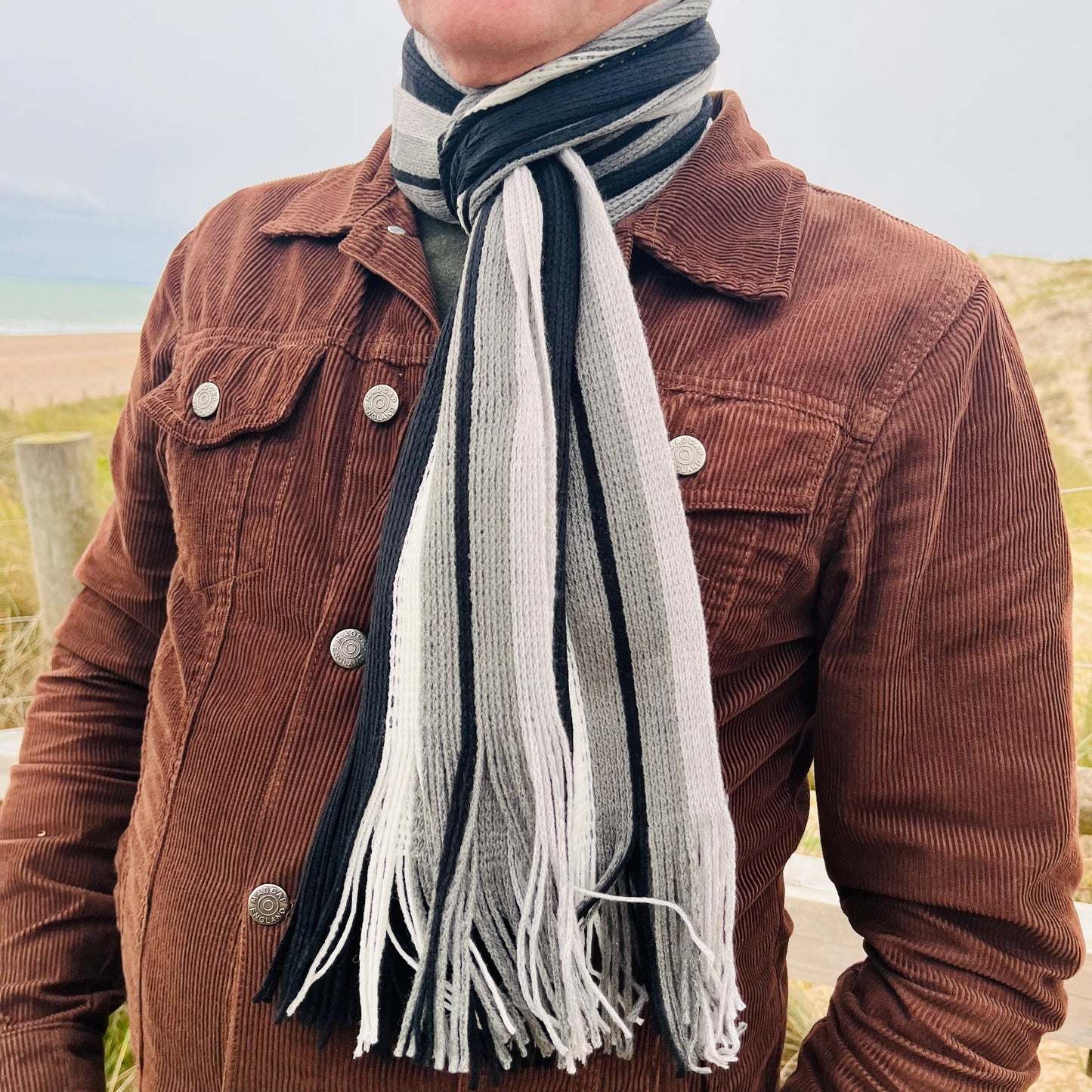 Sideline Collection - Light Retro Stripe Scarf - Hollis - Black