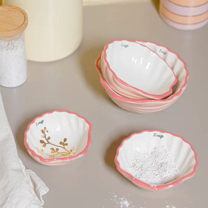 Yvonne Ellen - Shell Measuring Cups