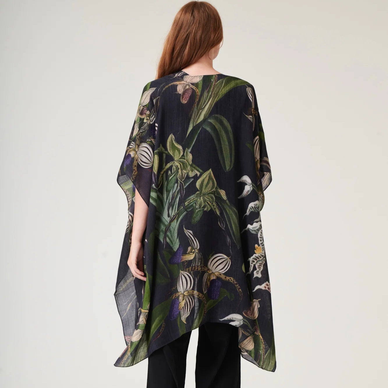 Orchid Black Wool Throwover