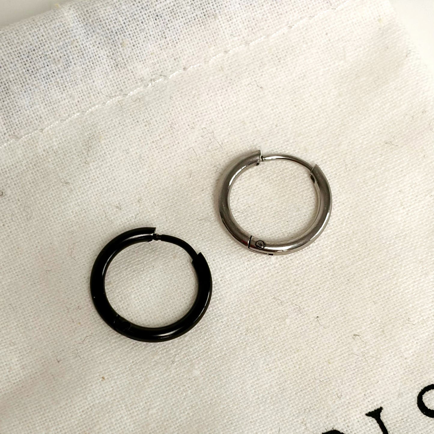 Sons Gifting Ltd - Stainless Steel Hoops - Black & Silver