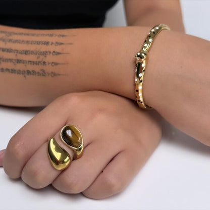 Black Flamingo - Leo Bangle
