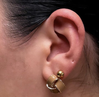 Black Flamingo - Knotty Studs - Camel Brown